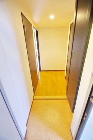 グラン・コンフォールの物件内観写真